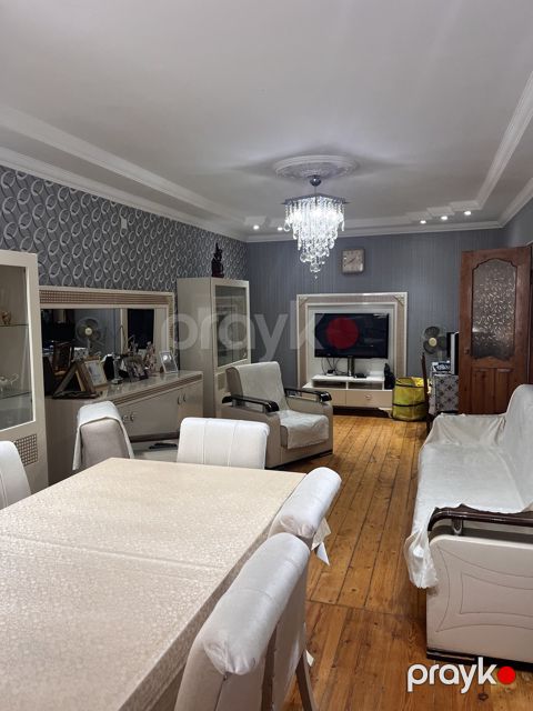 3-otaqlı mənzil, Gəncə ş., 80 m² — Gəncə