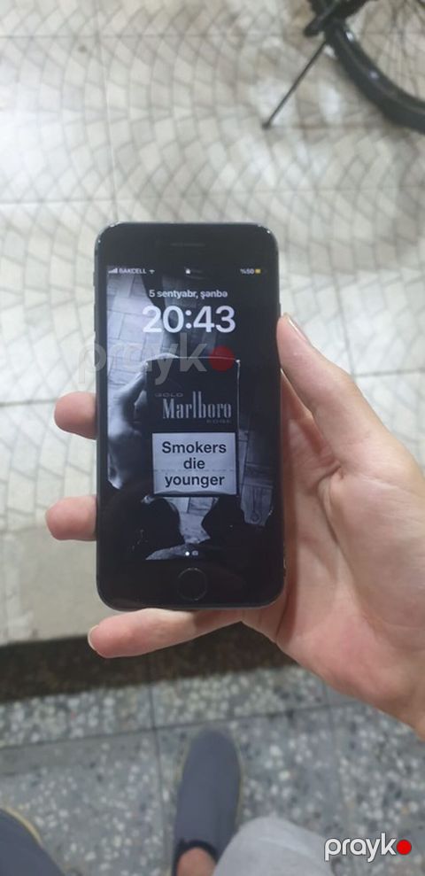 IPhone 8, 64 GB, Qara, Barmaq izi — Xaçmaz