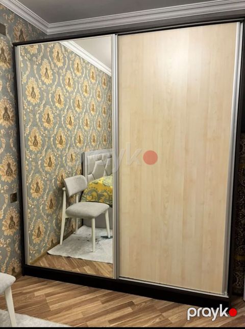 Kupe Dolab *qiymət 270 azn* Ölçü hündürlüyü 2,30 Eni 2 Derinliyi 60