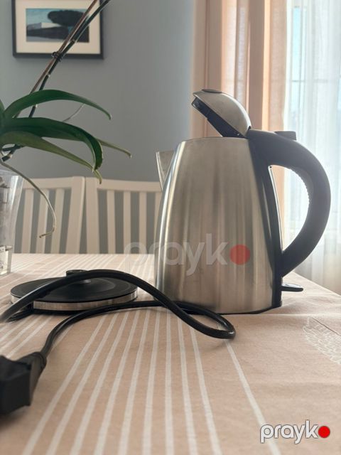 WMF elektrik çaydan — Bakı