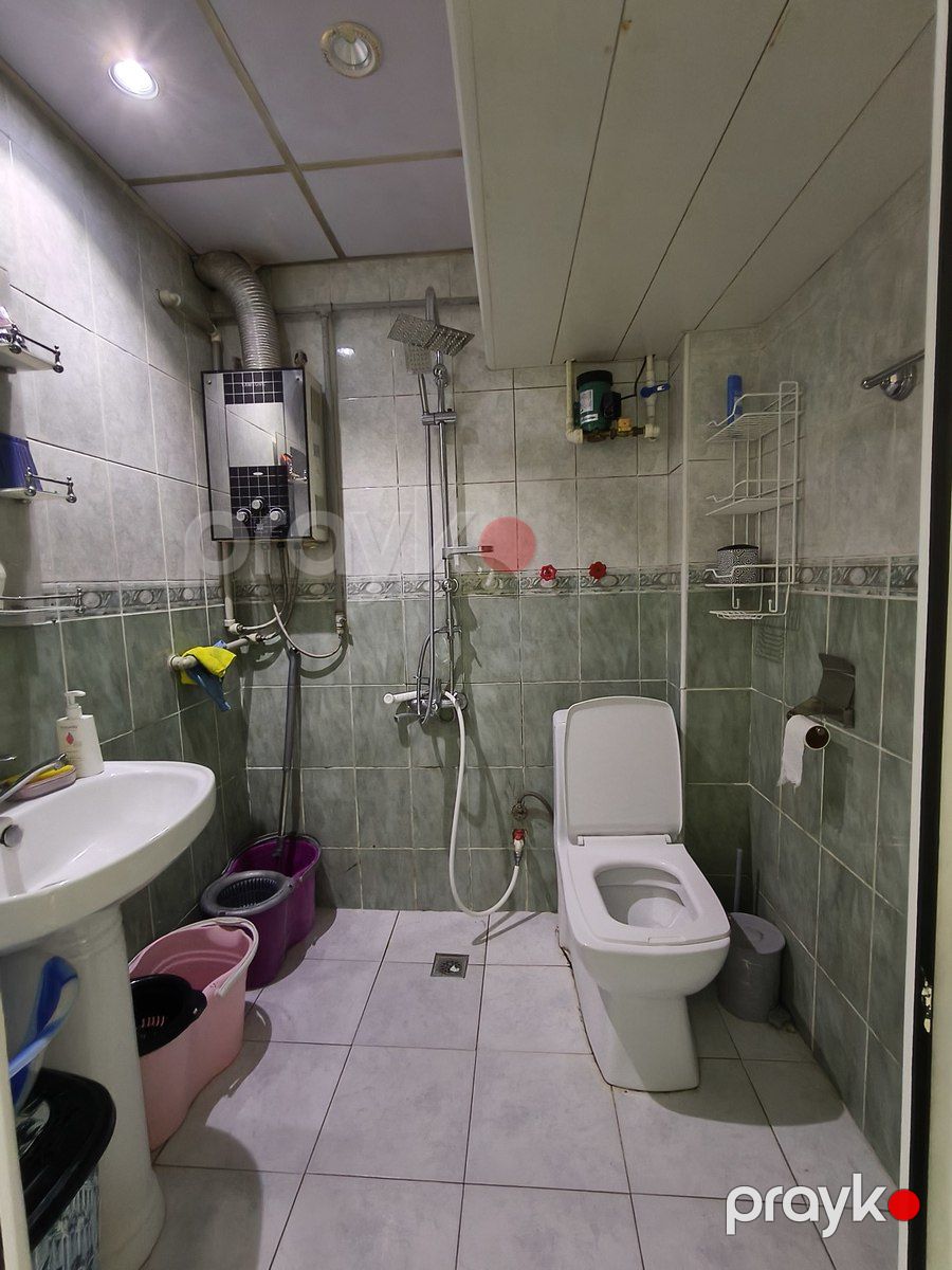 Satılır 2 otaqlı köhnə tikili 45 m² — Mənzil, Bakı (8)