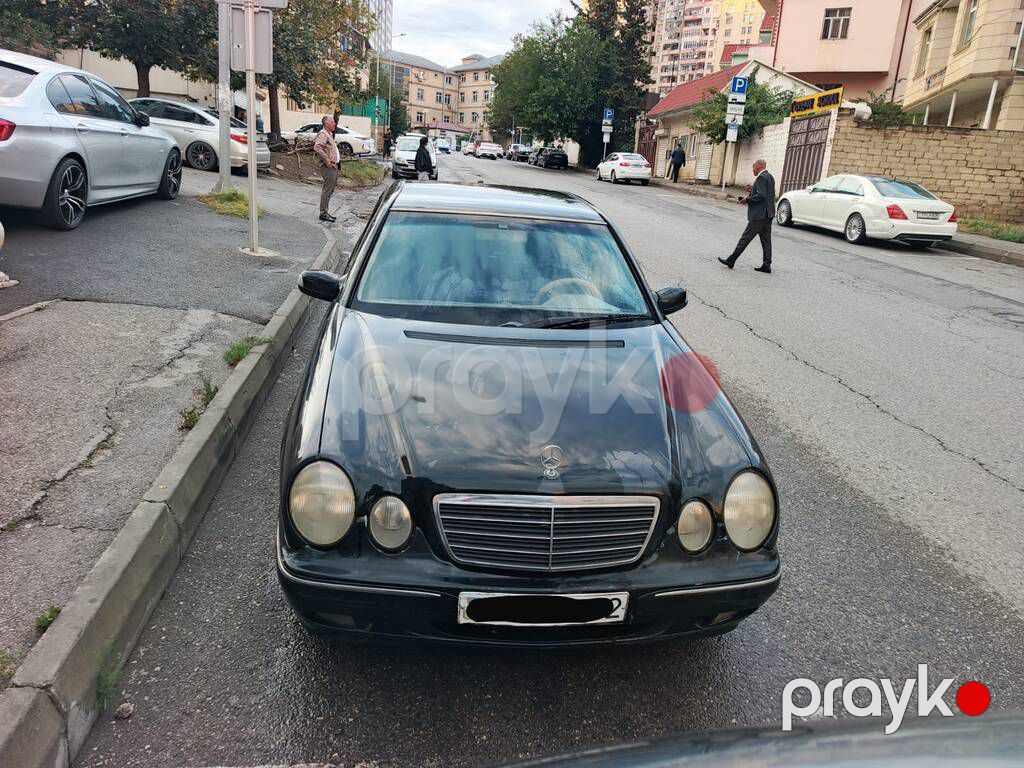 Mercedes E 270, 2.7 L, 2001 il, 235 000 km — Avtomobillər, Bakı (2)