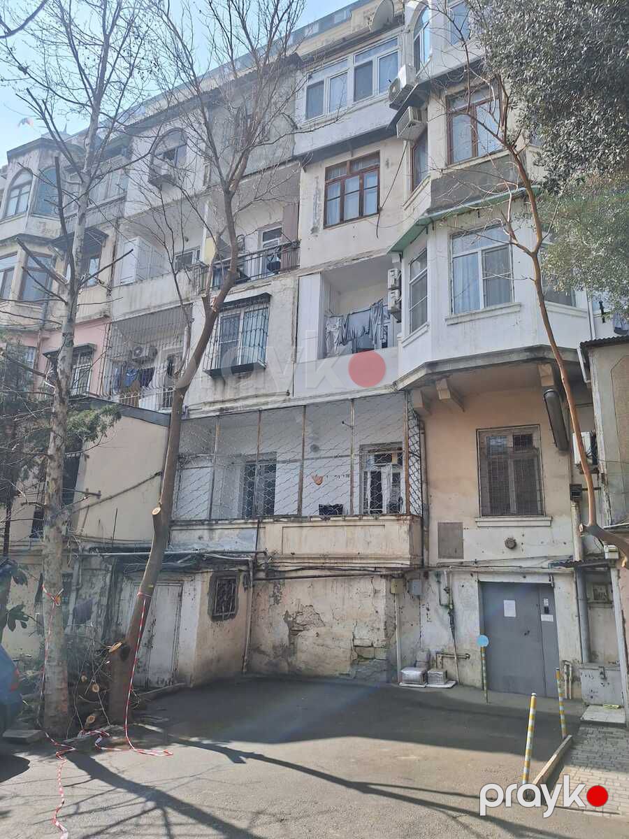 Satılır 2 otaqlı köhnə tikili 55 m² — Mənzil, Bakı (2)