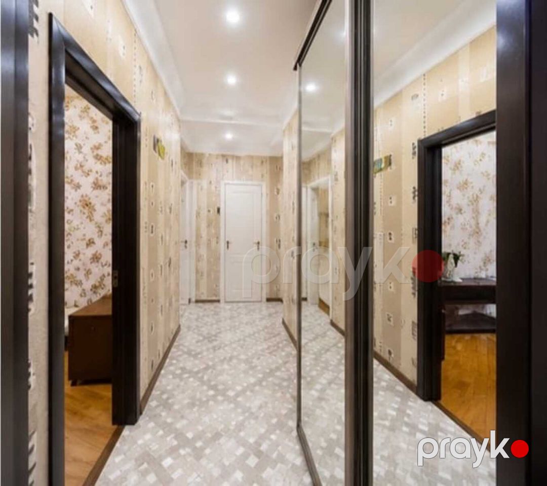Satılır 2 otaqlı köhnə tikili 60 m² — Mənzil, Bakı (3)