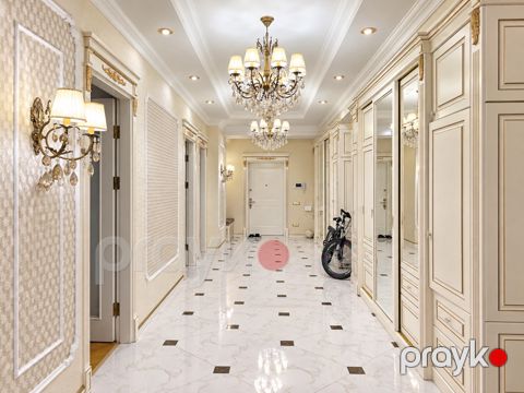 Satılır 4 otaqlı yeni tikili 180 m² — Bakı