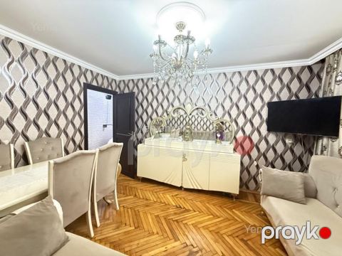 Satılır 2 otaqlı Bina evi menzil (Köhnə tikili), 50 m², 3-cü mikrorayon — Sumqayıt