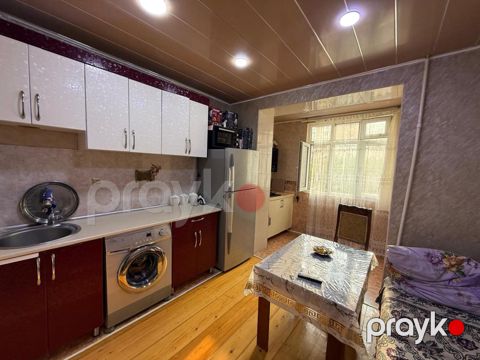 Satılır 3 otaqlı köhnə tikili 67 m² — Bakı