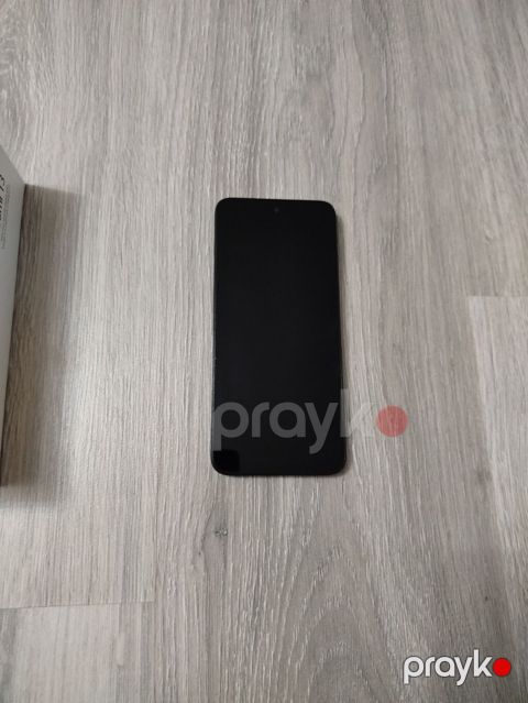 Redmi 13, 256 GB, rəng - Qara, Zəmanət, Barmaq izi, Simsiz şarj — Bakı