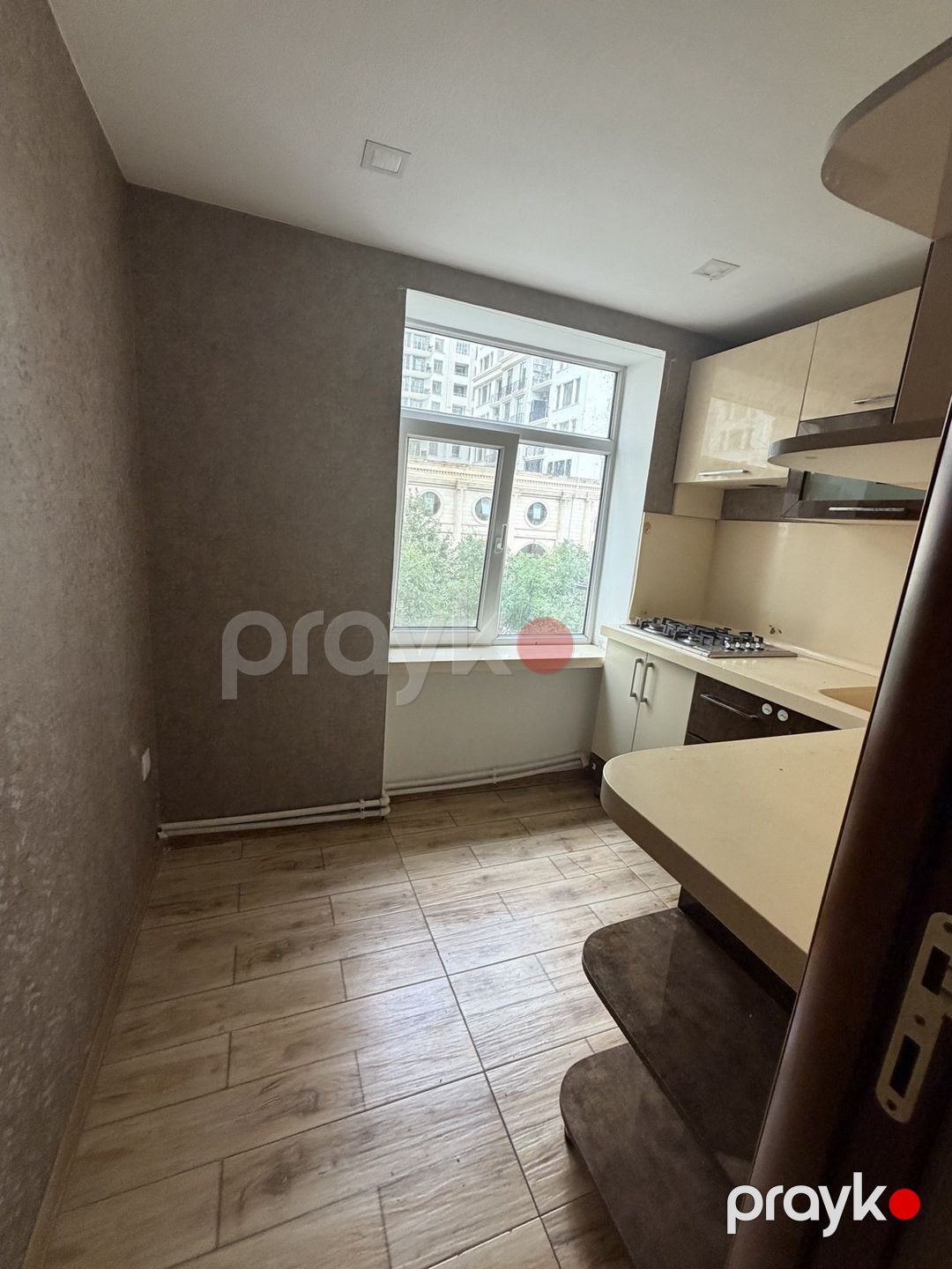 İcarəyə verilir 2 otaqlı köhnə tikili 60 m² — Mənzil, Bakı (9)