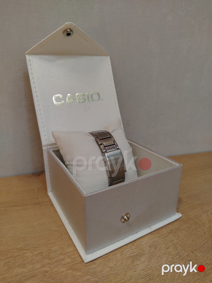Casio qol saatı — Şəxsi əşyalar, Bakı (2)