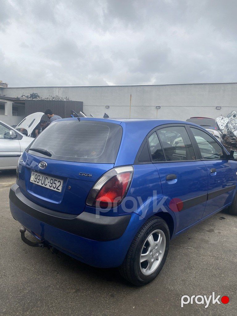 Kia Rio, 1.5 L, 2005 il, 300 000 km — Avtomobillər, Bakı (7)