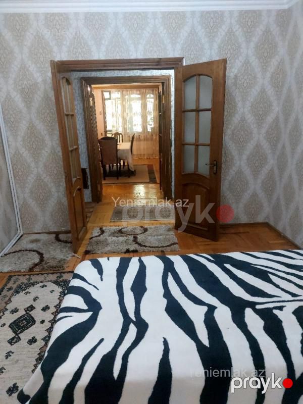 Satılır 4 otaqlı Bina evi menzil (Köhnə tikili), 110 m², Yasamal rayonu — Mənzil, Bakı (5)