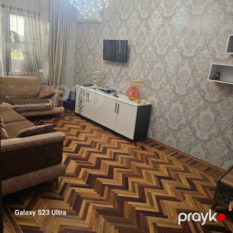 Satılır 3 otaqlı köhnə tikili 70 m² — Bakı