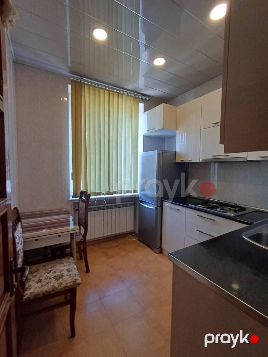 İcarəyə verilir 2 otaqlı köhnə tikili 65 m² — Mənzil, Bakı (9)