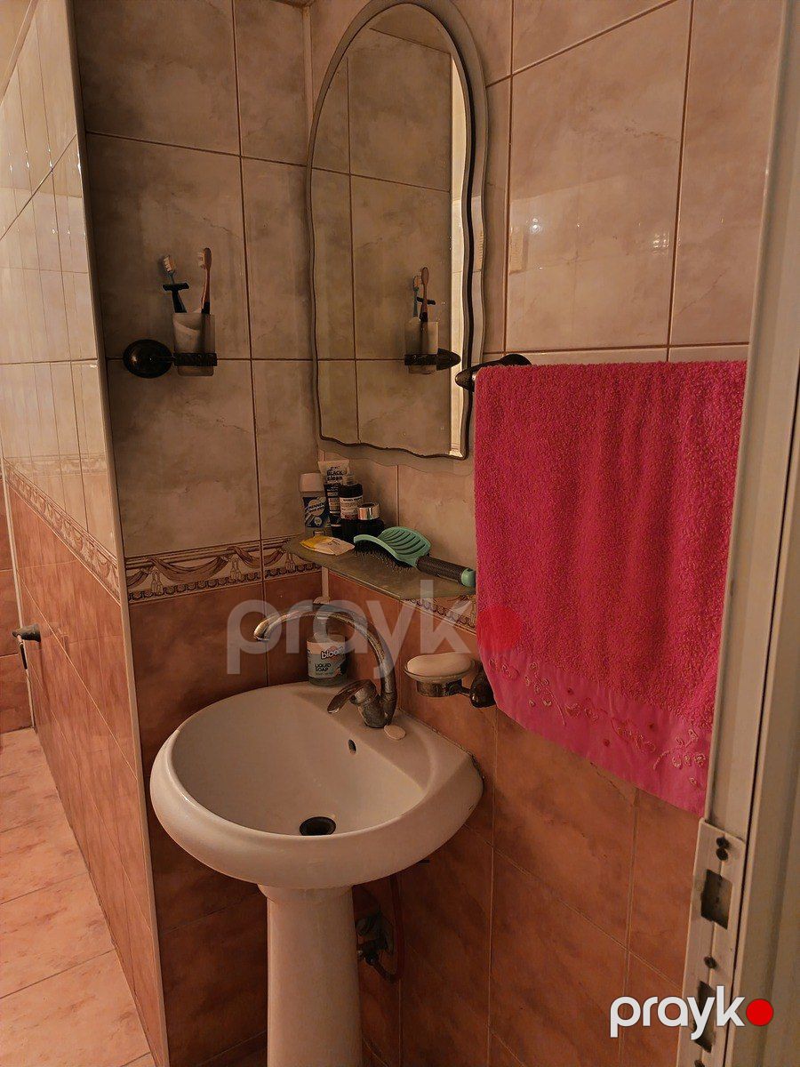Satılır 3 otaqlı köhnə tikili 100 m² — Mənzil, Bakı (12)