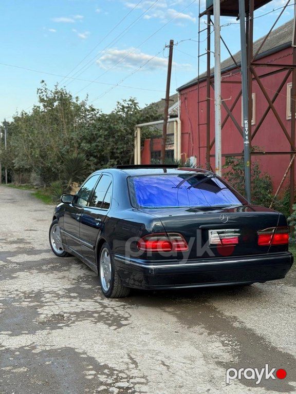 Mercedes E 320, 3.2 L, 2001 il, 250 000 km — Avtomobillər, Bakı (3)