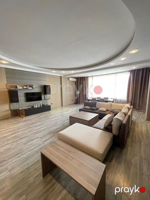 İcarəyə verilir 4 otaqlı yeni tikili 220 m² — Bakı