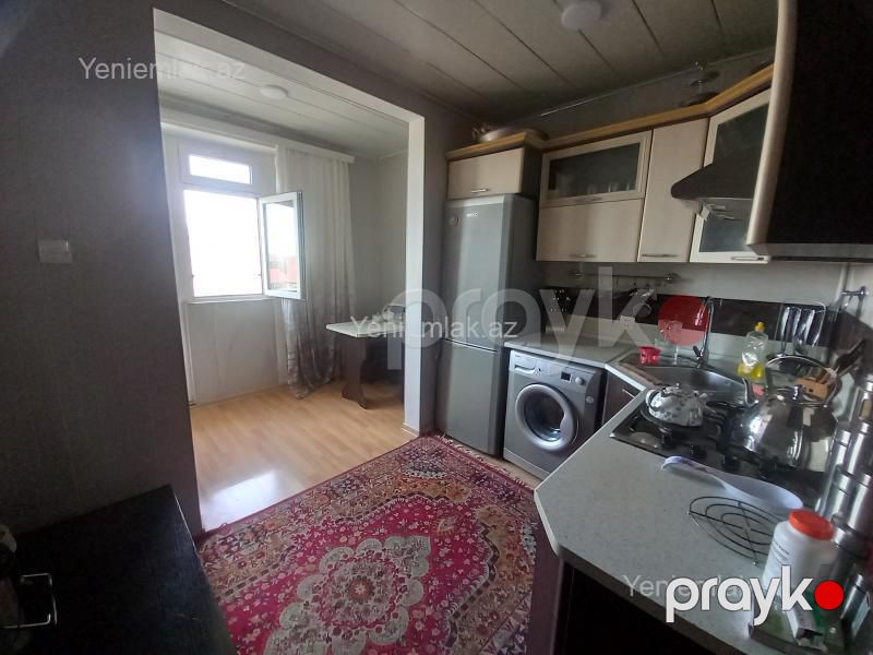 Satılır 2 otaqlı Bina evi menzil (Köhnə tikili), 58.7 m², 10-cu mikrorayon — Mənzil, Sumqayıt (3)