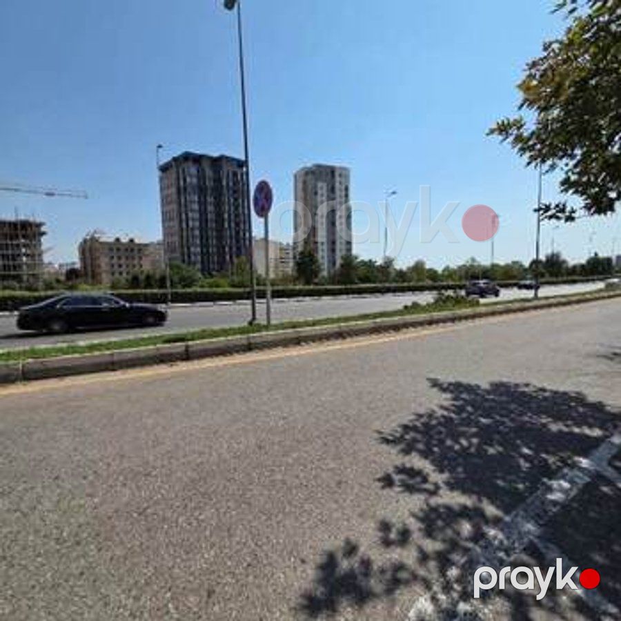 2-otaqlı mənzil, İnşaaçılar pr., 60 m² — Mənzil, Bakı (3)