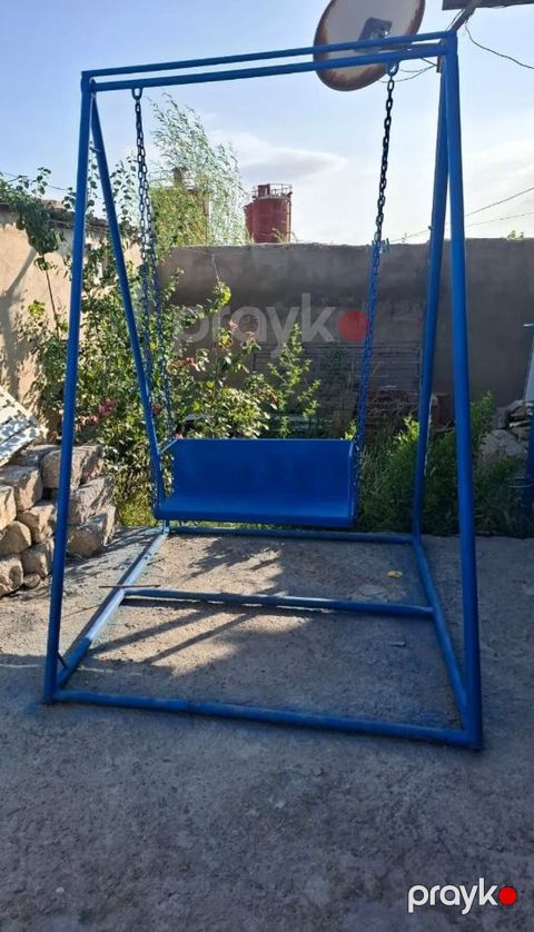 Yellencey tam yaxşı vəziyyətdə qiymet 150 manat. Balaxanı (3835) — Bakı