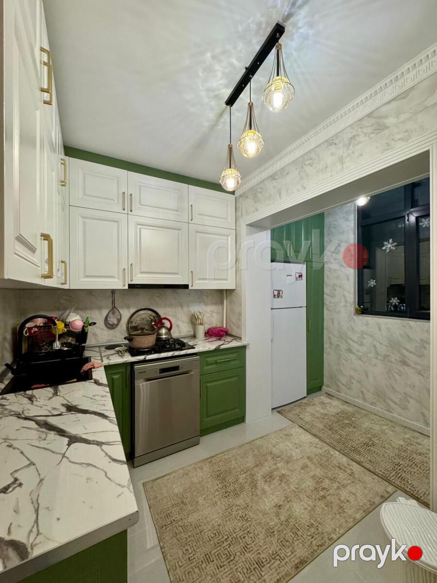 Satılır 4 otaqlı köhnə tikili 110 m² — Mənzil, Bakı (10)