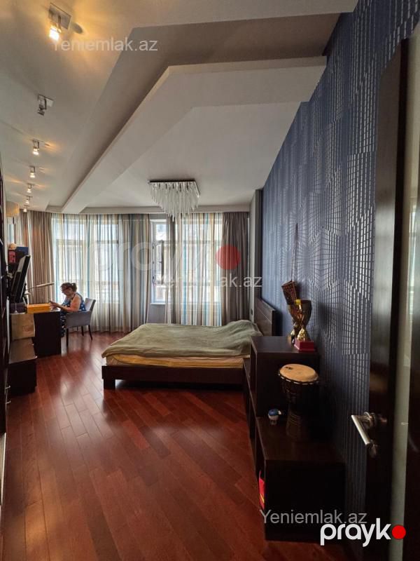 Satılır 4 otaqlı Bina evi menzil (Yeni tikili), 180 m², Səbail rayonu — Mənzil, Bakı (8)