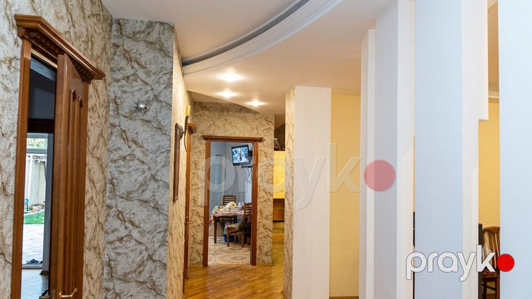 Satılır 3 otaqlı köhnə tikili 135 m² — Mənzil, Bakı (11)
