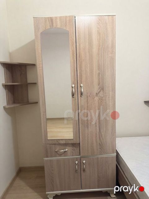 İşlənmiş, 2 qapılı, Güzgülü, Açılan, Düz dolab — Bakı
