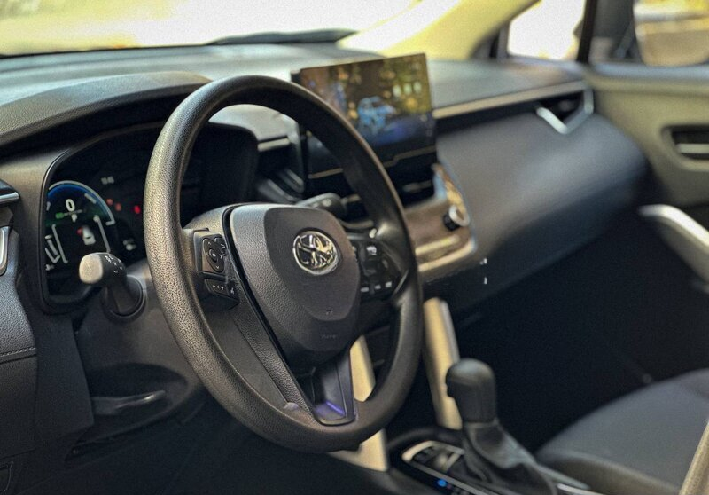 Avtomobil icarəsi Toyota Corolla Cross 2024 — Avtomobil icarəsi, Bakı (4)