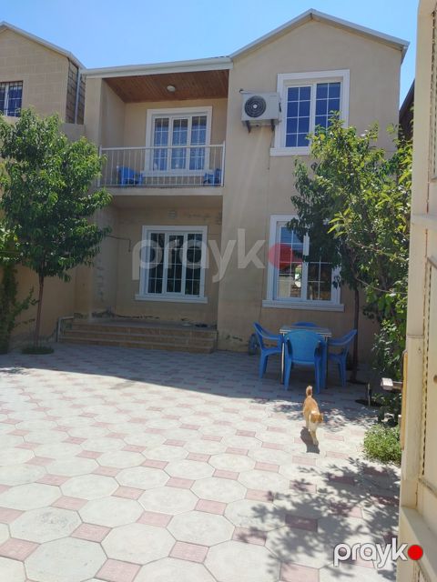 Satılır 4 otaqlı həyət evi/bağ evi 120 m² — Bakı