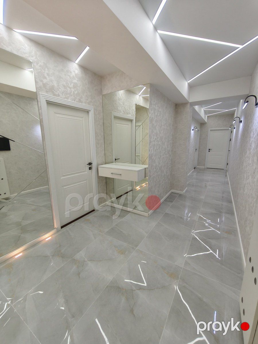 Satılır 4 otaqlı yeni tikili 133 m² — Mənzil, Bakı (6)