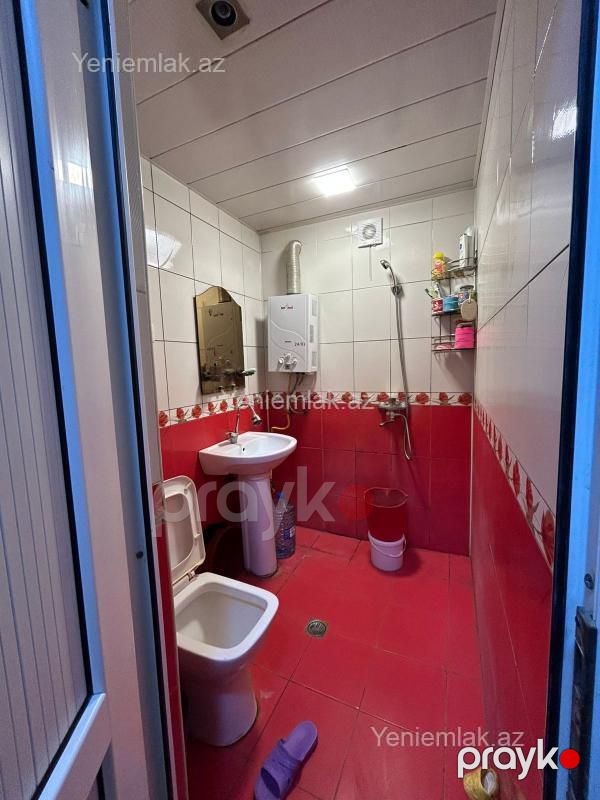 Satılır 2 otaqlı Bina evi menzil (Köhnə tikili), 47 m², 5-ci mikrorayon — Mənzil, Sumqayıt (8)