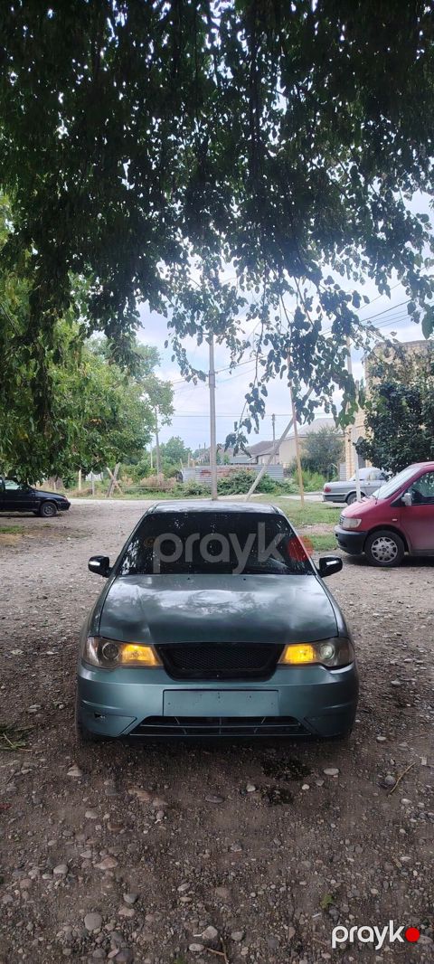 Model: Daewoo Nexia (sedan) Rəng: yaşıl/boz metalik Kuzov: 4 qapı — Xaçmaz