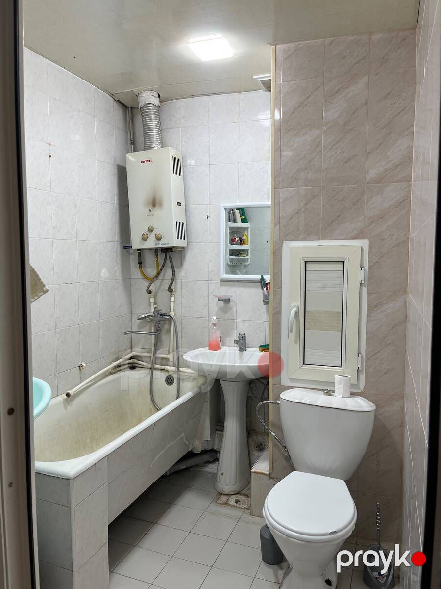 Satılır 1 otaqlı köhnə tikili 40 m² — Mənzil, Bakı (11)
