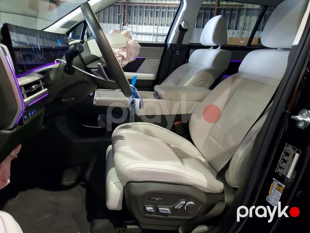 Hyundai Santa Fe, 1.6 L, 1 kWh, 2025 il, 47 271 km — Avtomobillər (7)