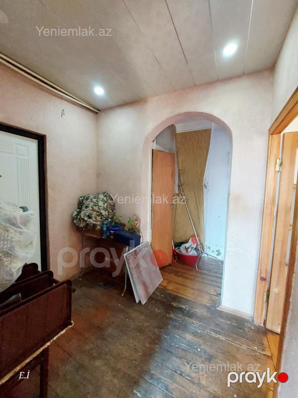 Satılır 4 otaqlı Bina evi menzil (Köhnə tikili), 85 m², 10-cu mikrorayon — Mənzil, Sumqayıt (10)