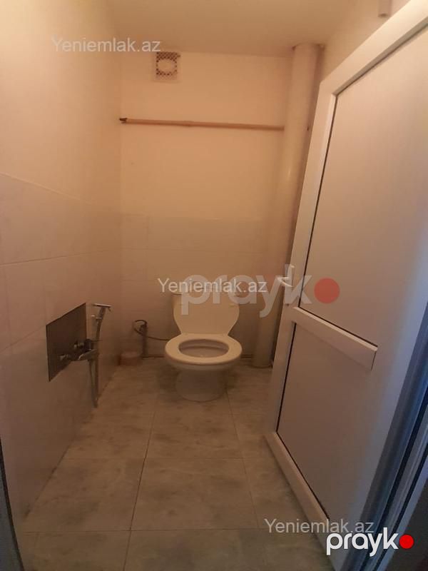 Satılır 3 otaqlı Bina evi menzil (Köhnə tikili), 70 m², 18-ci mikrorayon — Mənzil, Sumqayıt (12)