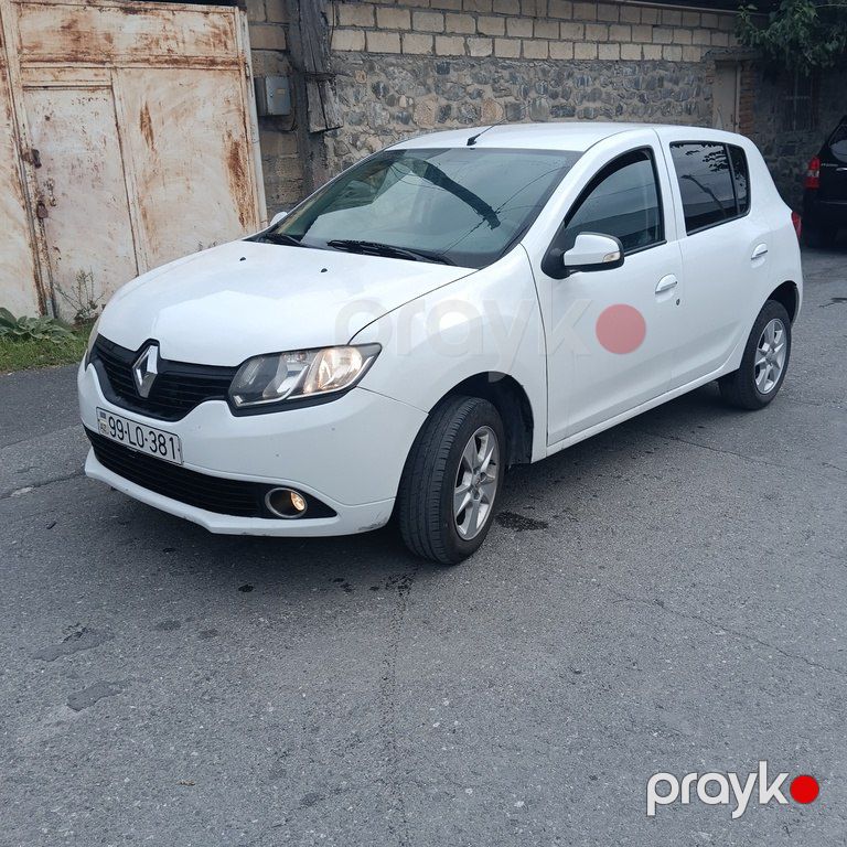 Renault Sandero, 1.6 L, 2014 il, 300 000 km — Avtomobillər, Şəki (7)