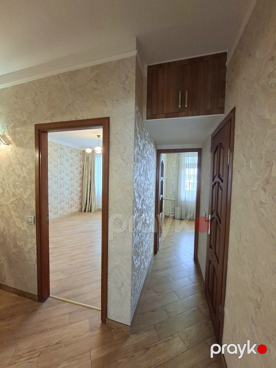 Satılır 2 otaqlı köhnə tikili 65 m² — Mənzil, Bakı (5)