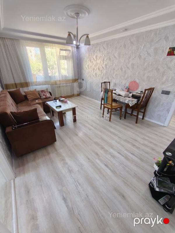 Satılır 2 otaqlı Bina evi menzil (Köhnə tikili), 60 m², 1-ci mikrorayon — Mənzil, Sumqayıt (11)