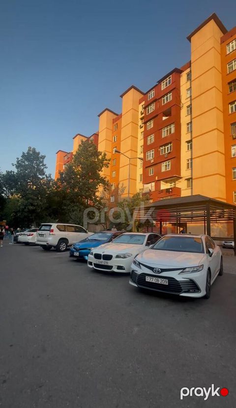 Satılır 3 otaqlı köhnə tikili 75 m² — Bakı