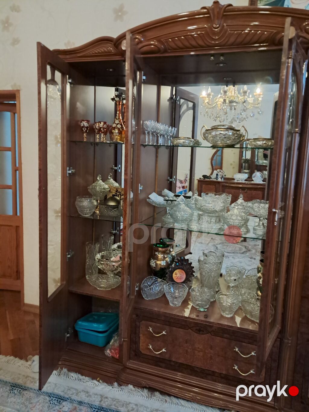 Çox gözəl qalıb.italyan malı. Xüsusi endirim olunacaq — Şkaflar, Bakı (5)