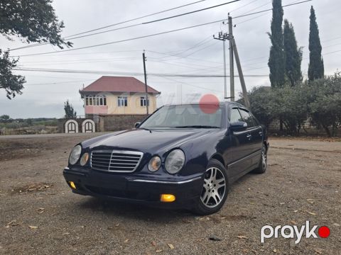 Mercedes E 240, 2.4 L, 1999 il, 403 353 km — Astara