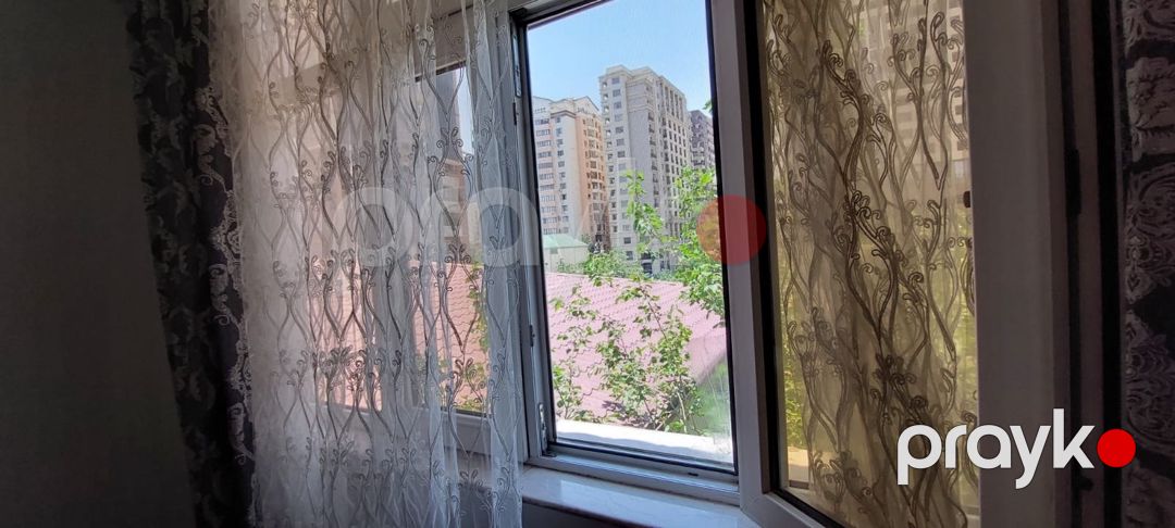 Satılır 4 otaqlı köhnə tikili 100 m² — Mənzil, Bakı (8)