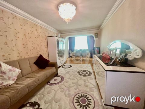 Satılır 4 otaqlı köhnə tikili 95 m² — Bakı