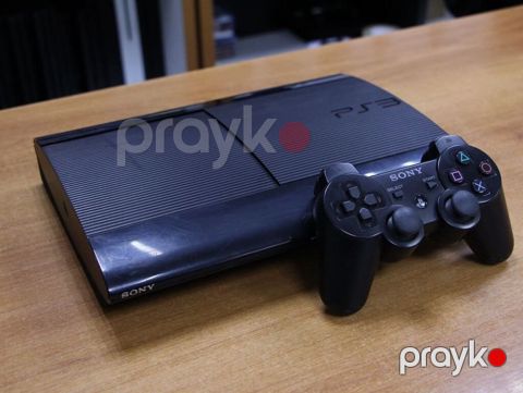 Sony PlayStation 3 Super Slim 500GB 4 pult ve oyunlar — Bakı
