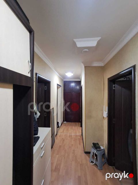 Satılır 4 otaqlı köhnə tikili 100 m² — Bakı
