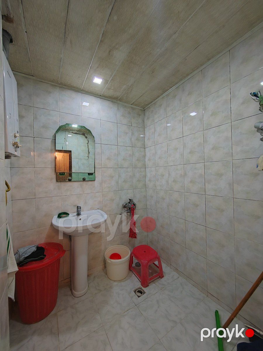 Satılır 3 otaqlı köhnə tikili 75 m² — Mənzil, Bakı (12)