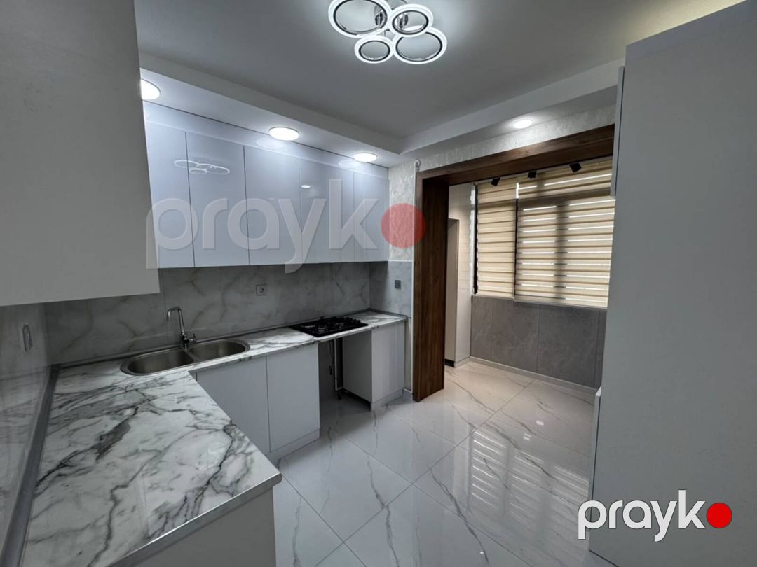 Satılır 3 otaqlı köhnə tikili 85 m² — Mənzil, Bakı (12)