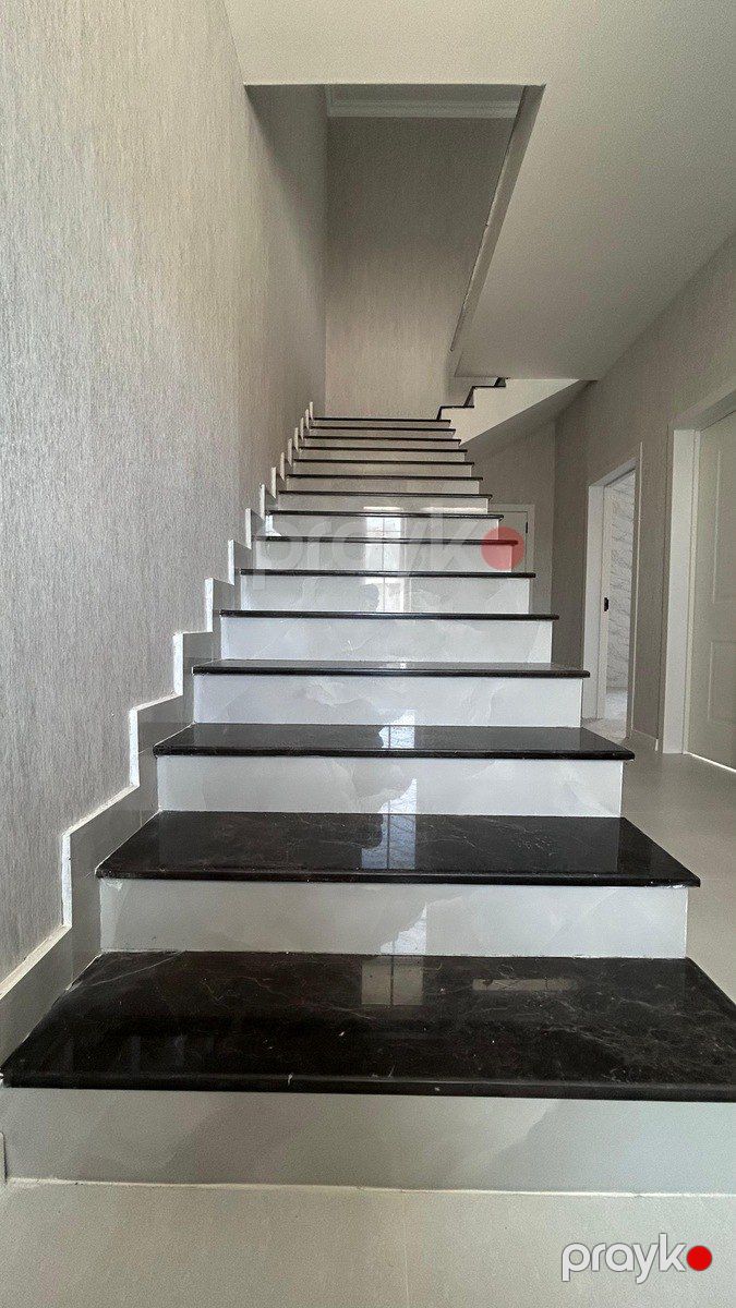 Satılır 4 otaqlı həyət evi/bağ evi 190 m² — Ev, villa, Bakı (10)